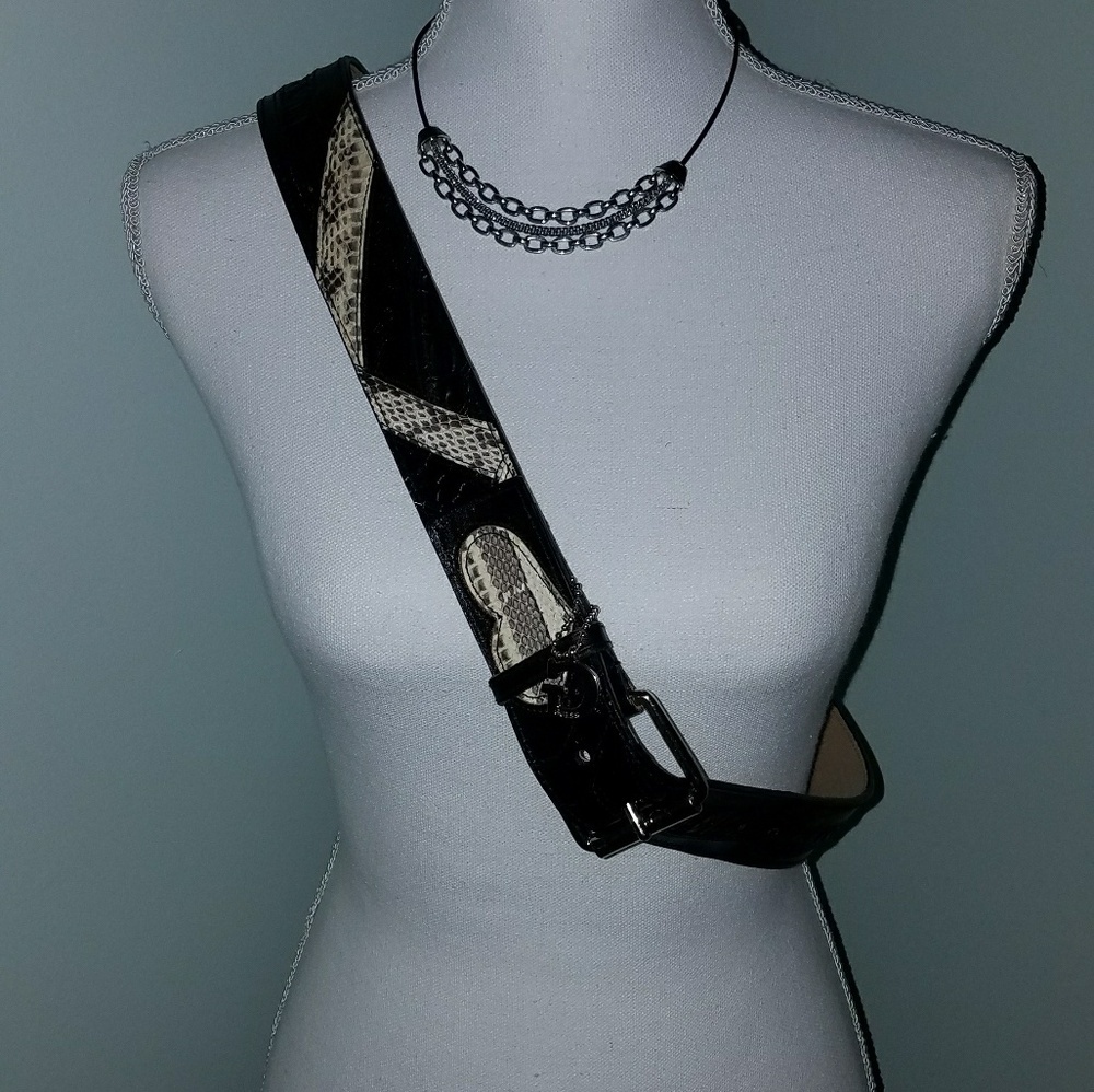 GUESS Black and Snakeskin Belt NWOT XL Lea…